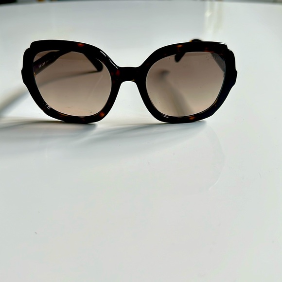Tortoise Shell Prada Sunglasses - Picture 1 of 4
